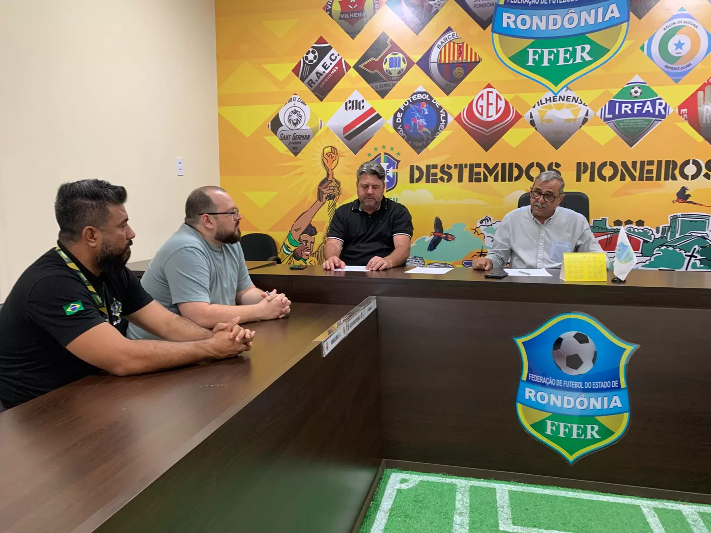 Presidente da FFER recebe Secretário Paulo Higo